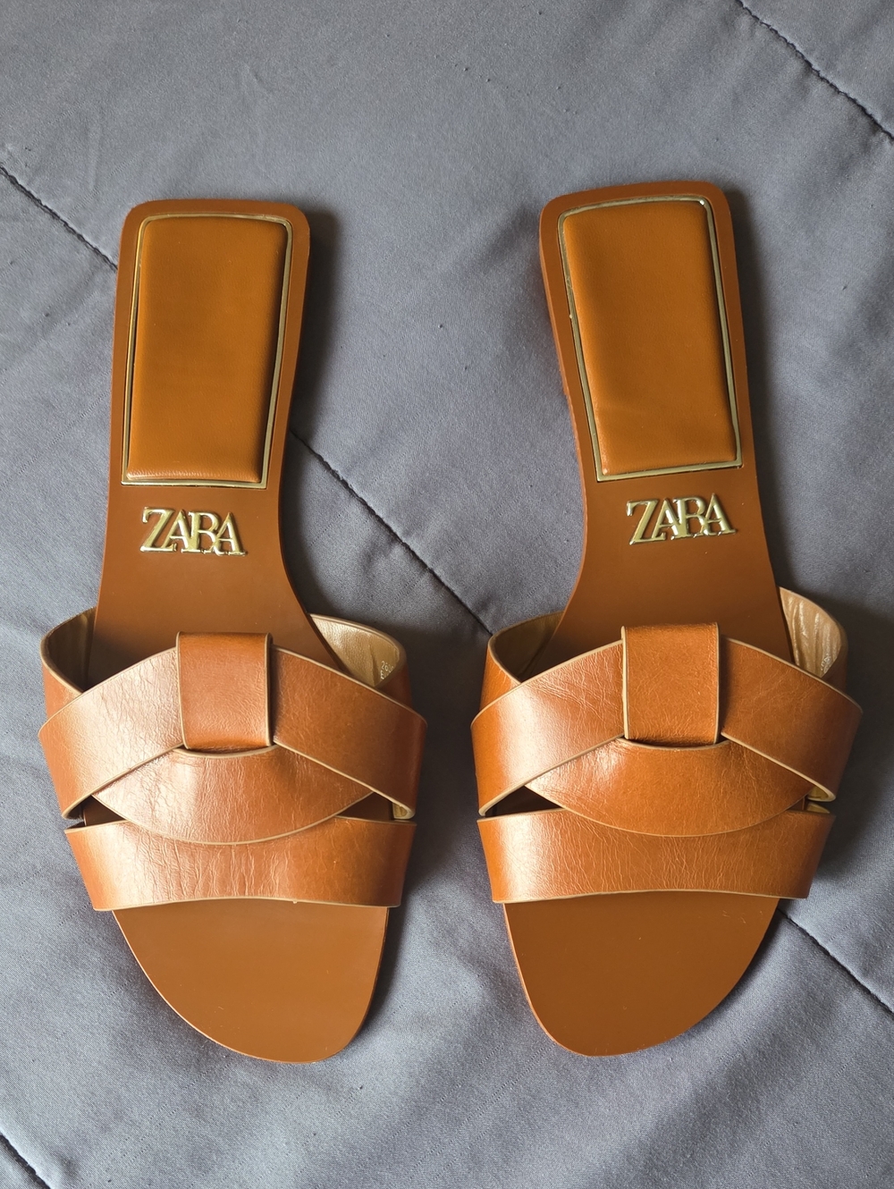 ZARA Cognac FLAT CROSSED LEATHER SANDALS